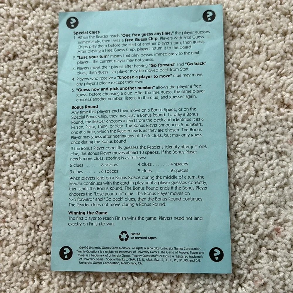 UNIVERSITY GAMES 20 Questions For Kids - Board Game